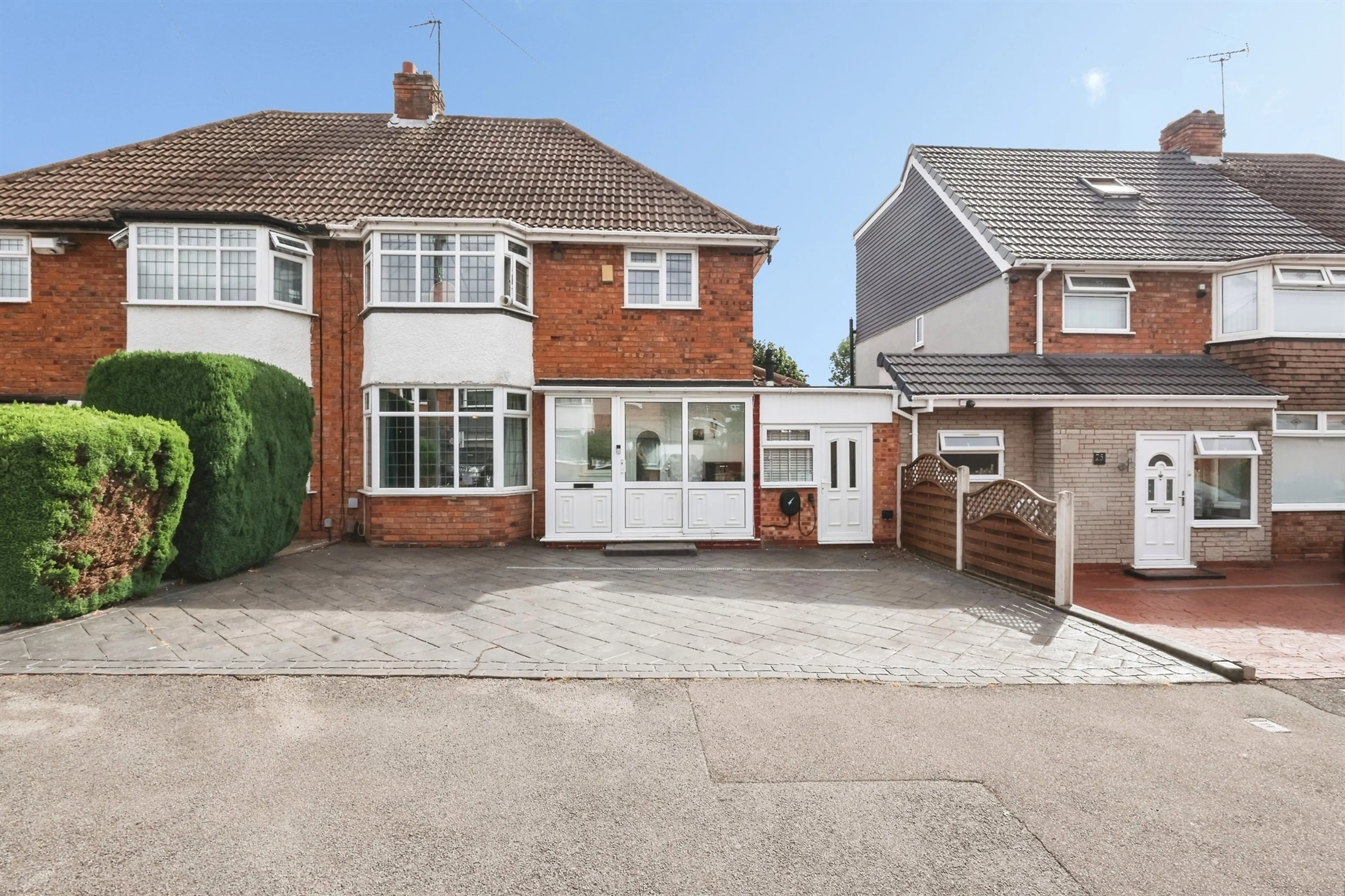 Property photo 0