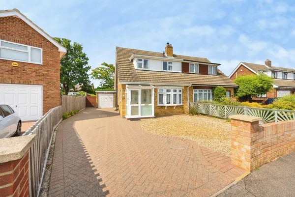 Courtlands Drive, Biggleswade, Bedfor...