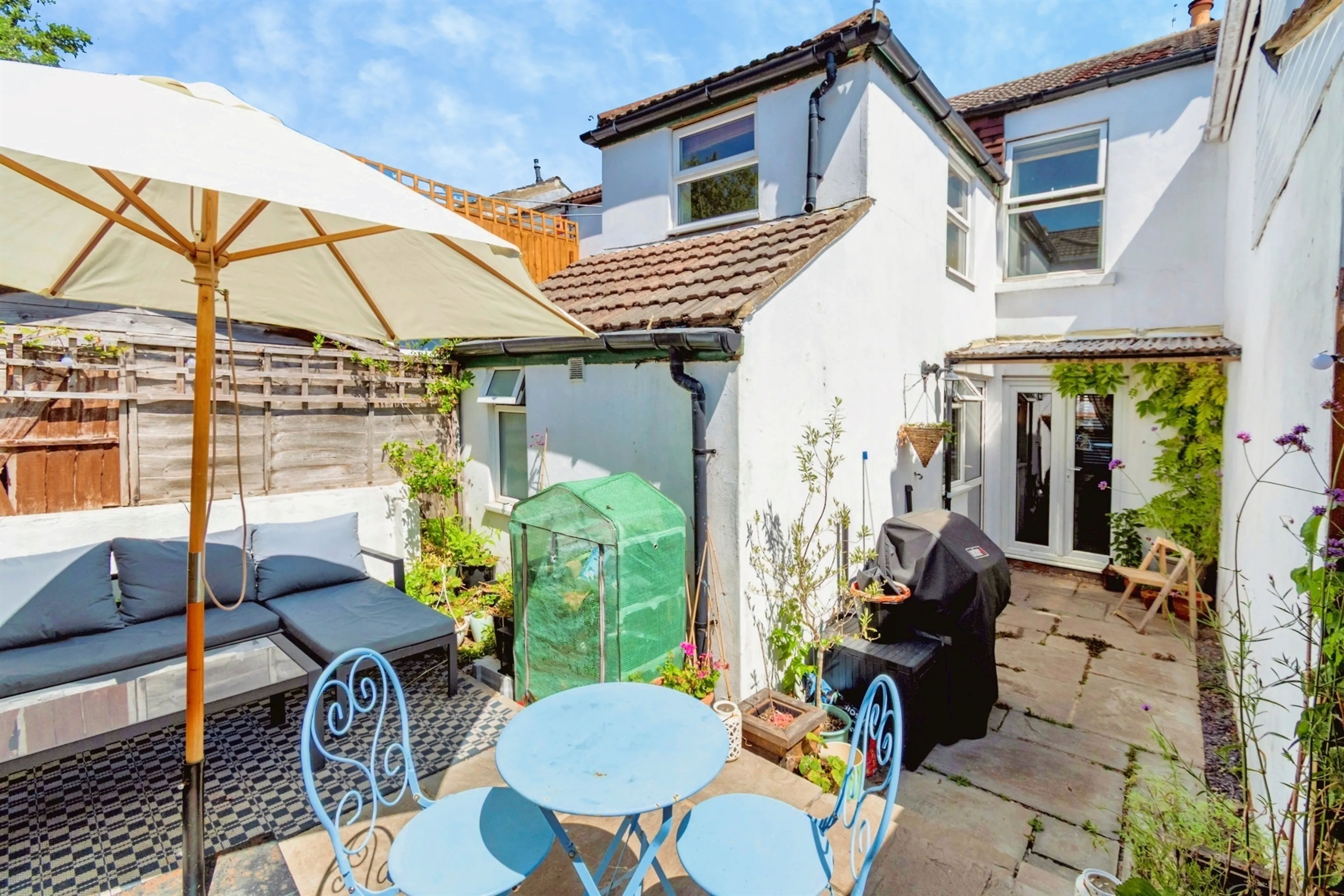 Property at Castle Street, SOUTHAMPTON