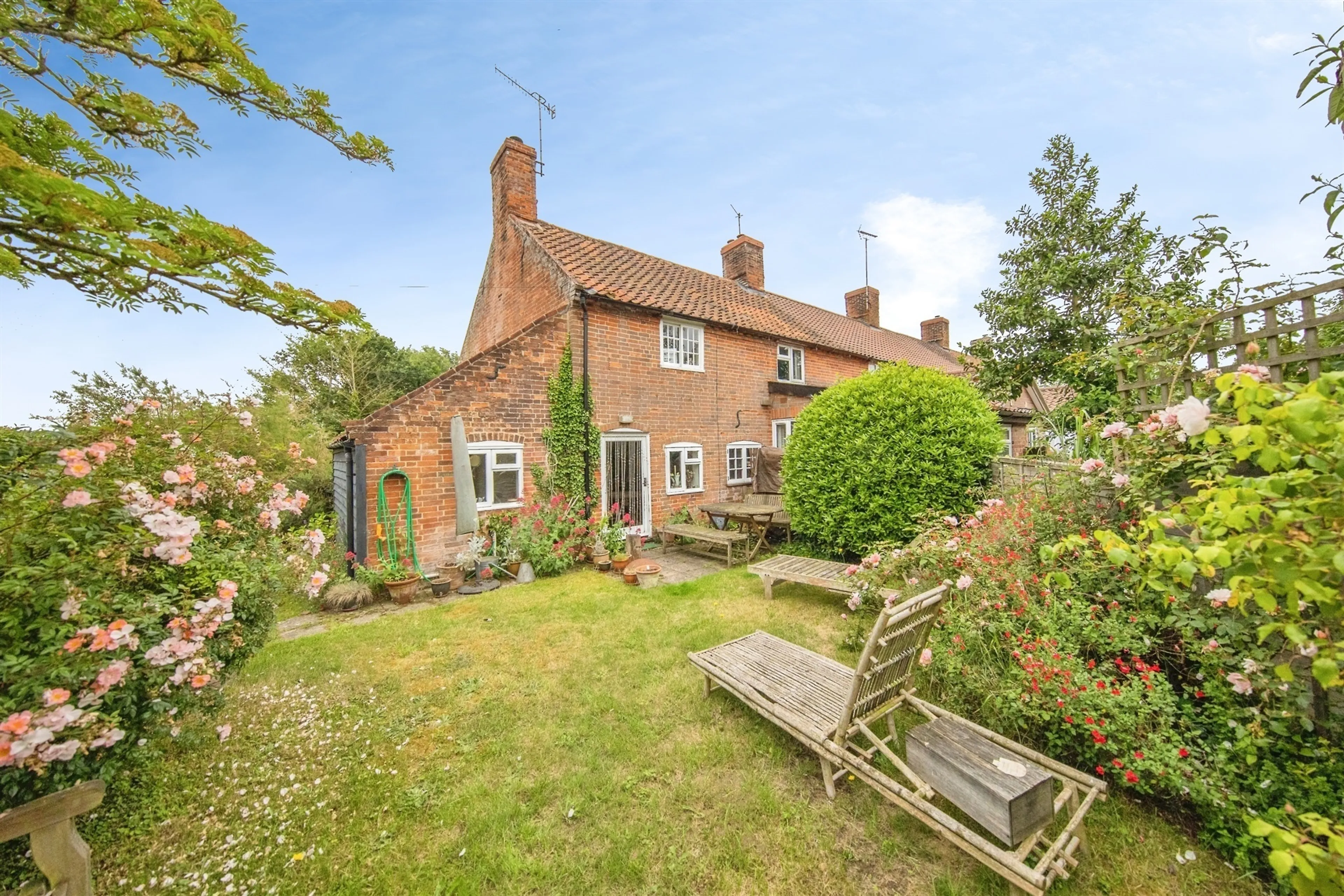 Property at Long Row, Chillesford, WOODBRIDGE