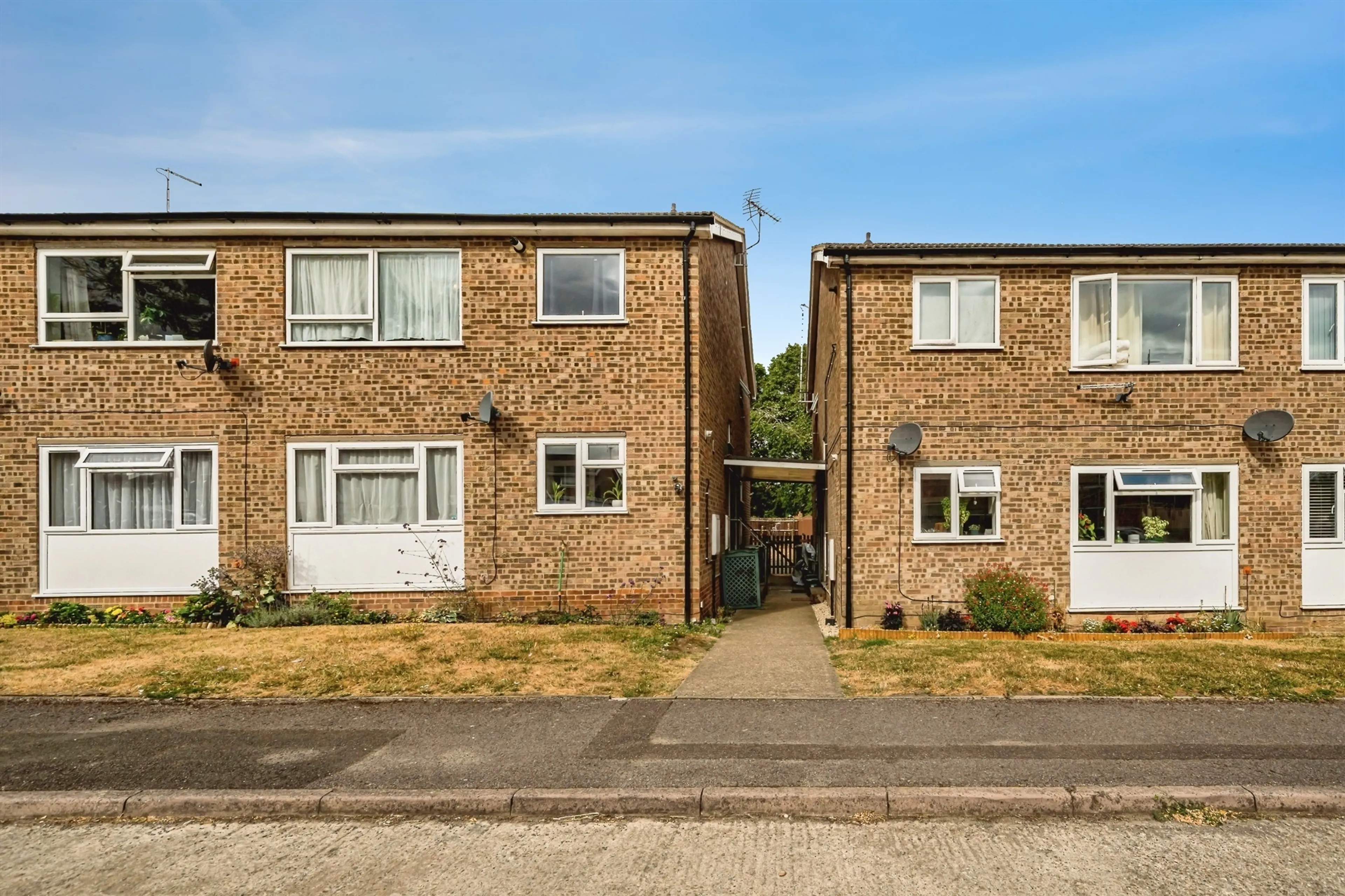 Property at Parliament Road, Thame