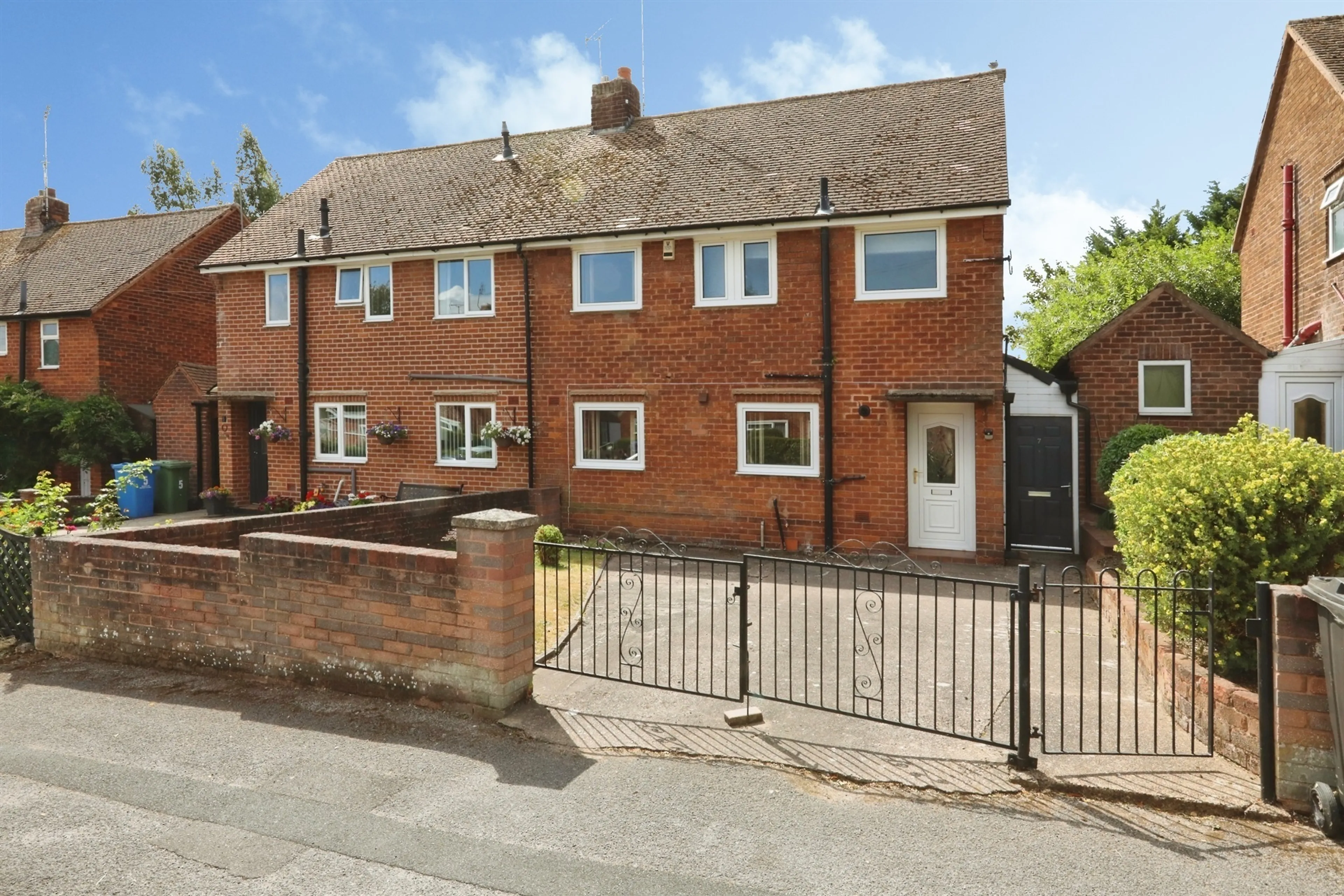 Property at Masefield Place, Worksop
