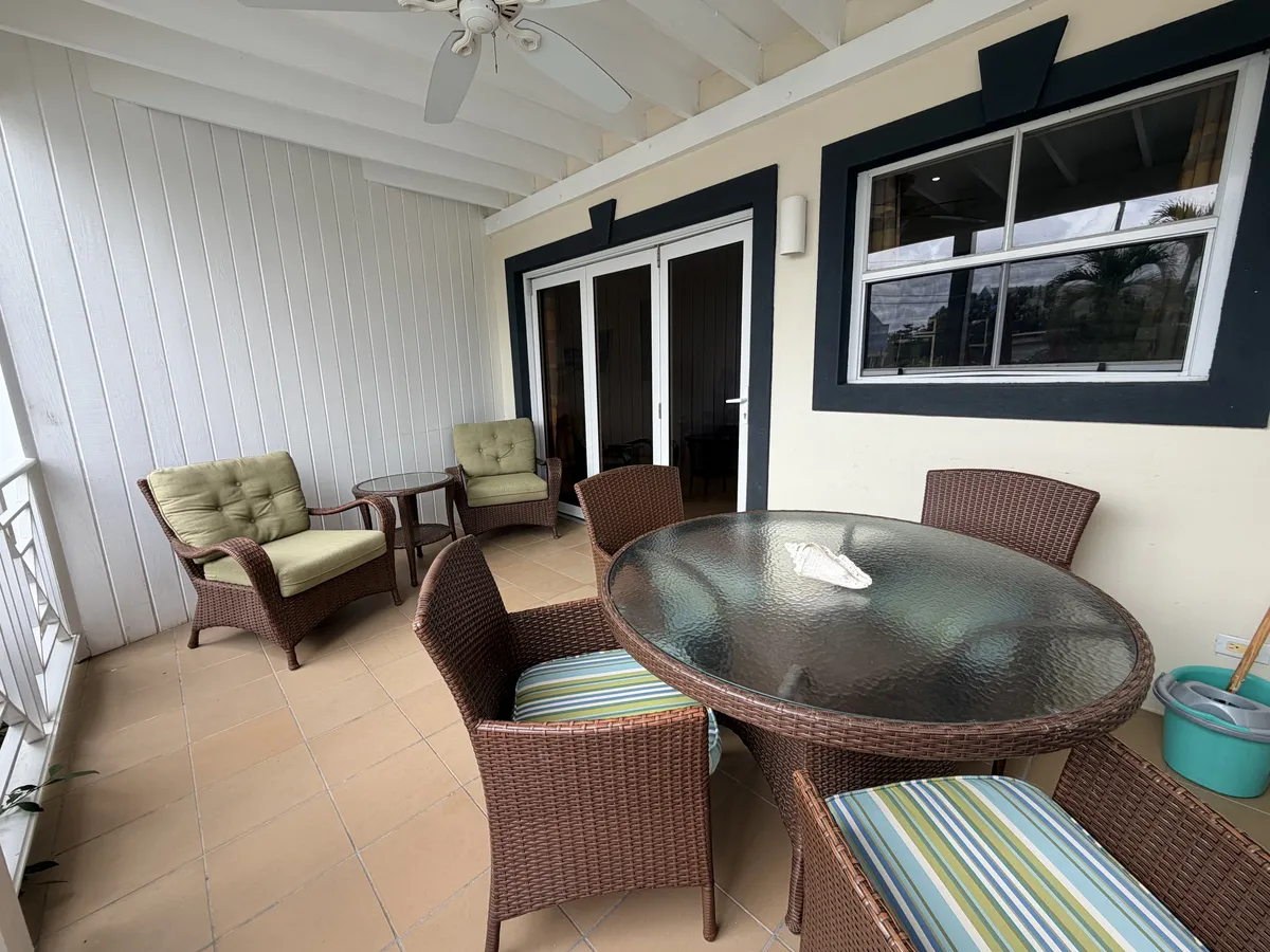 Lantana 28