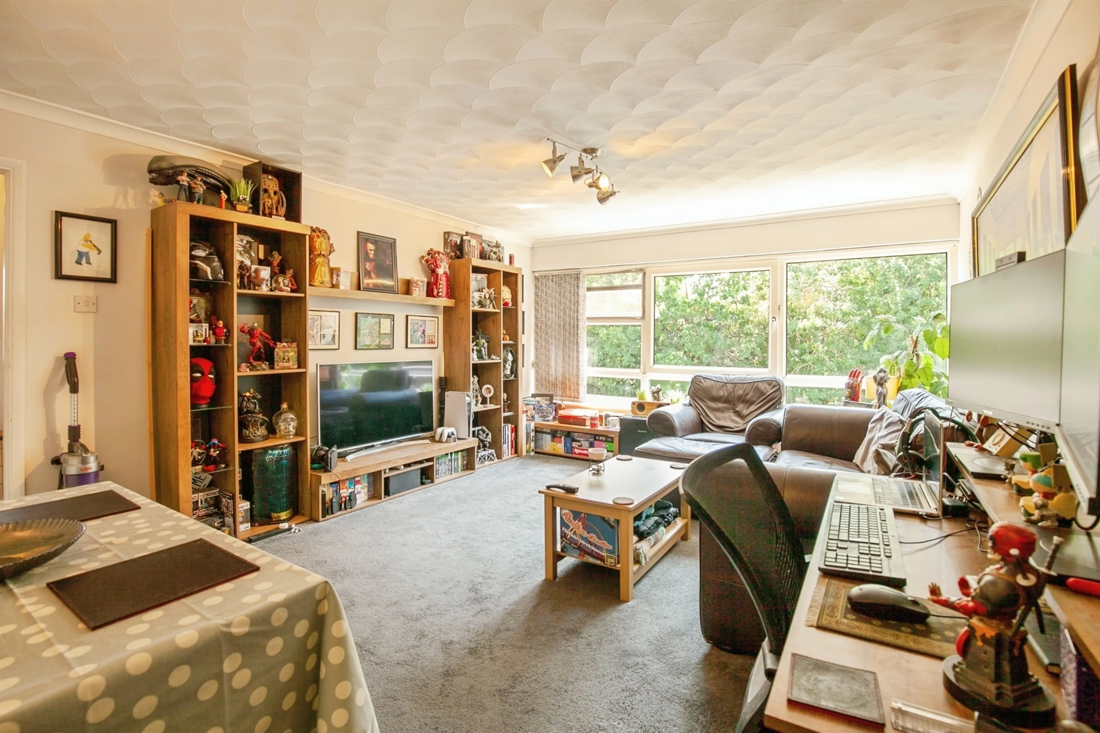 Property at Paddockhall Road, Haywards Heath