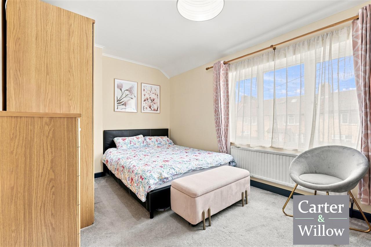 Standfield Road, Dagenham, Essex Image 10