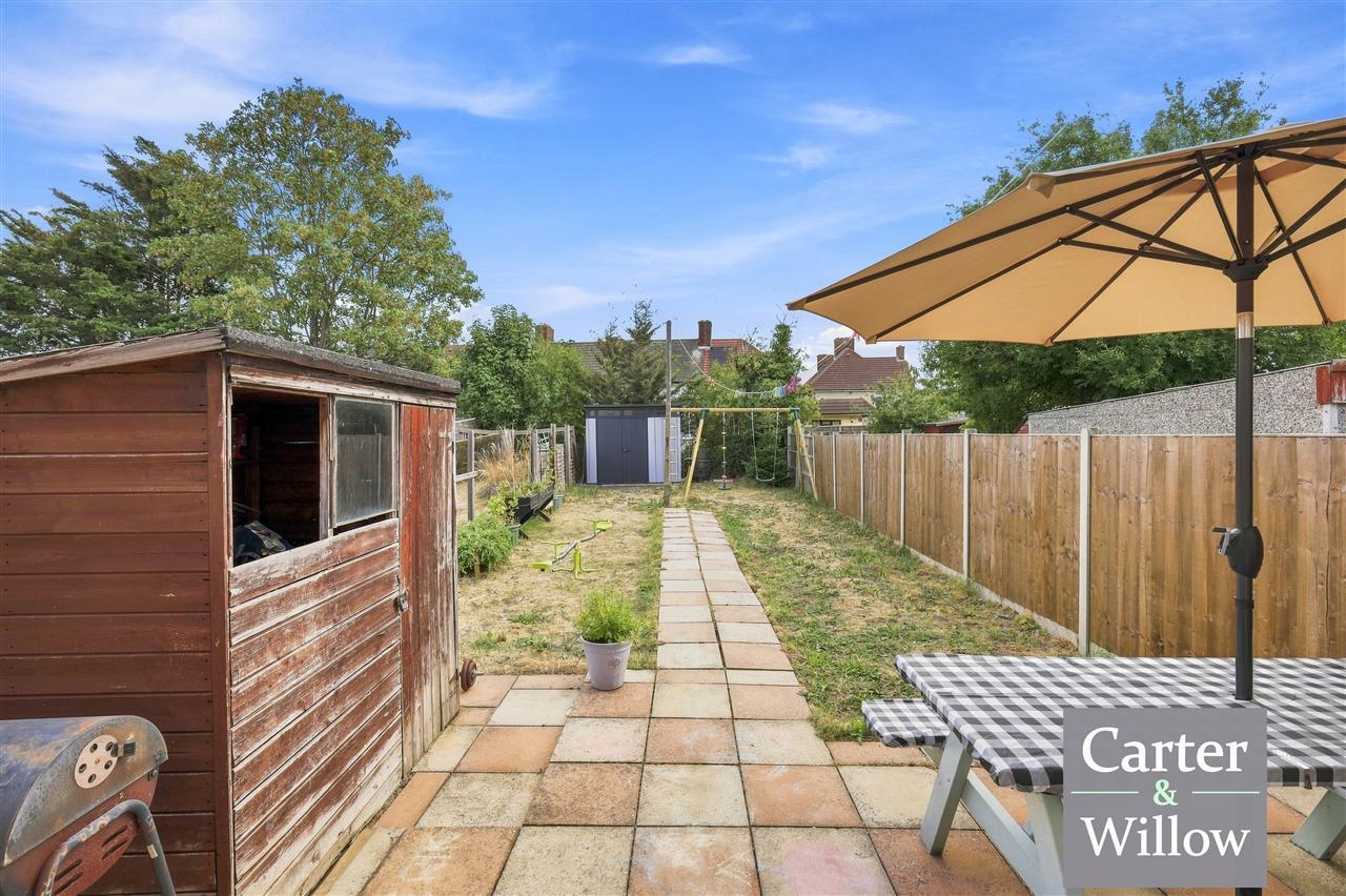 Standfield Road, Dagenham, Essex Image 15