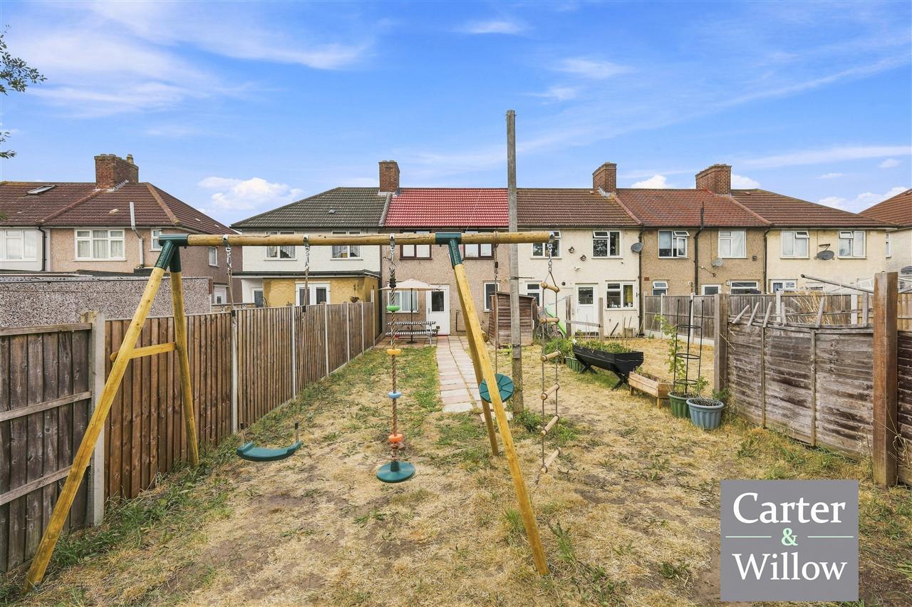 Standfield Road, Dagenham, Essex Image 18