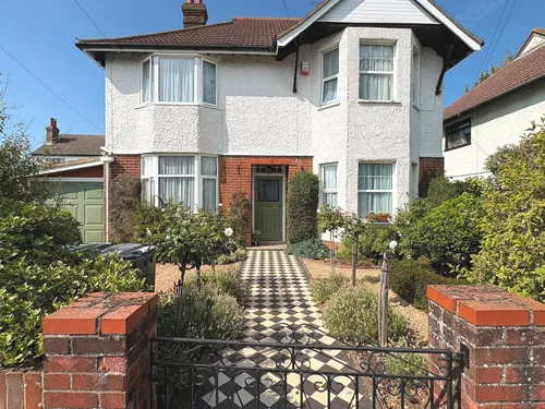 Freehold Road, Ipswichphoto