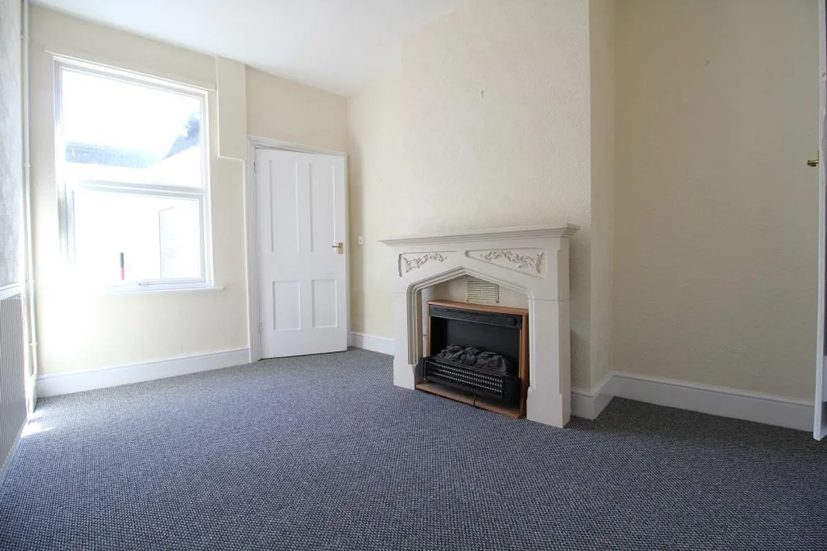 Aldersley Road, Aldersley, Wolverhampton