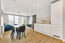 Wells Walk, E7 photo 2