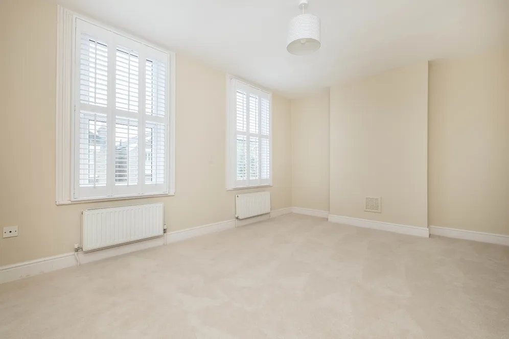 Caversham Road Kingston upon Thames KT1 photo 3