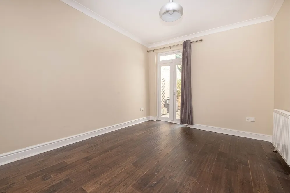 Caversham Road Kingston upon Thames KT1 photo 10