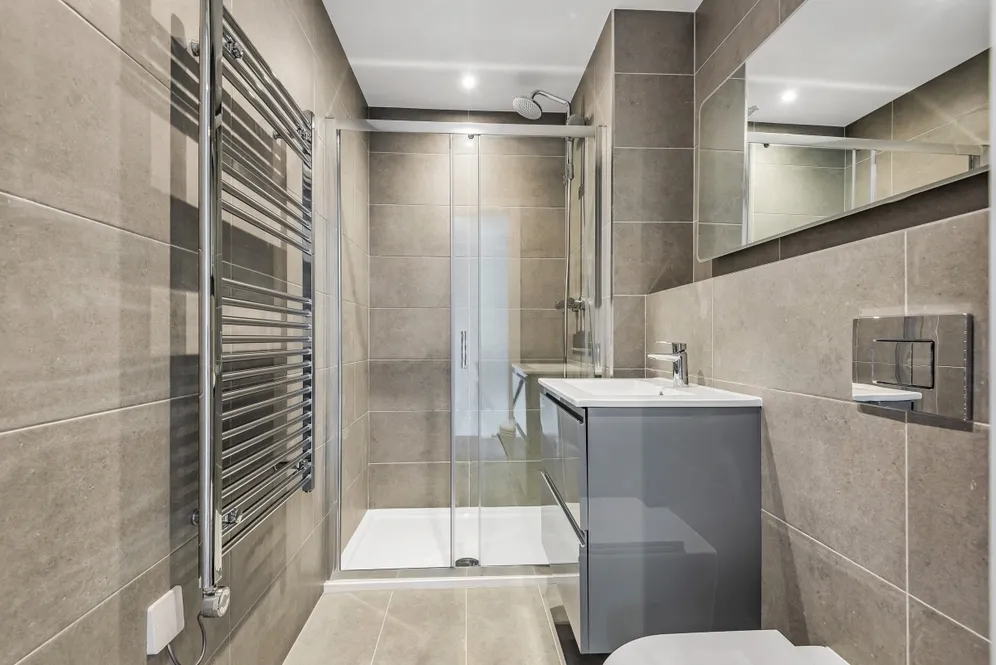 Wells Walk, E7 photo 10