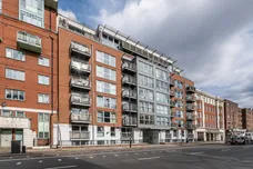 Vauxhall Bridge Road London SW1V photo 14