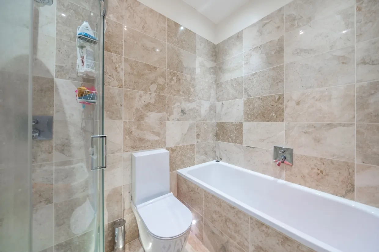 Pont Street Knightsbridge SW1X photo 15