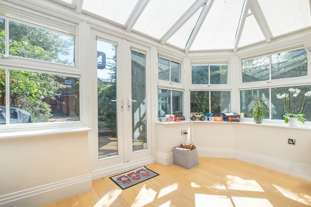Clifton Road Kingston upon Thames KT2 photo 4