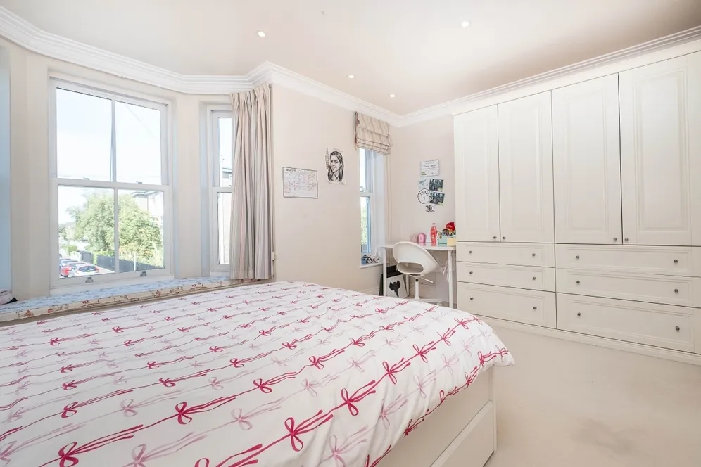 Clifton Road Kingston upon Thames KT2 photo 14