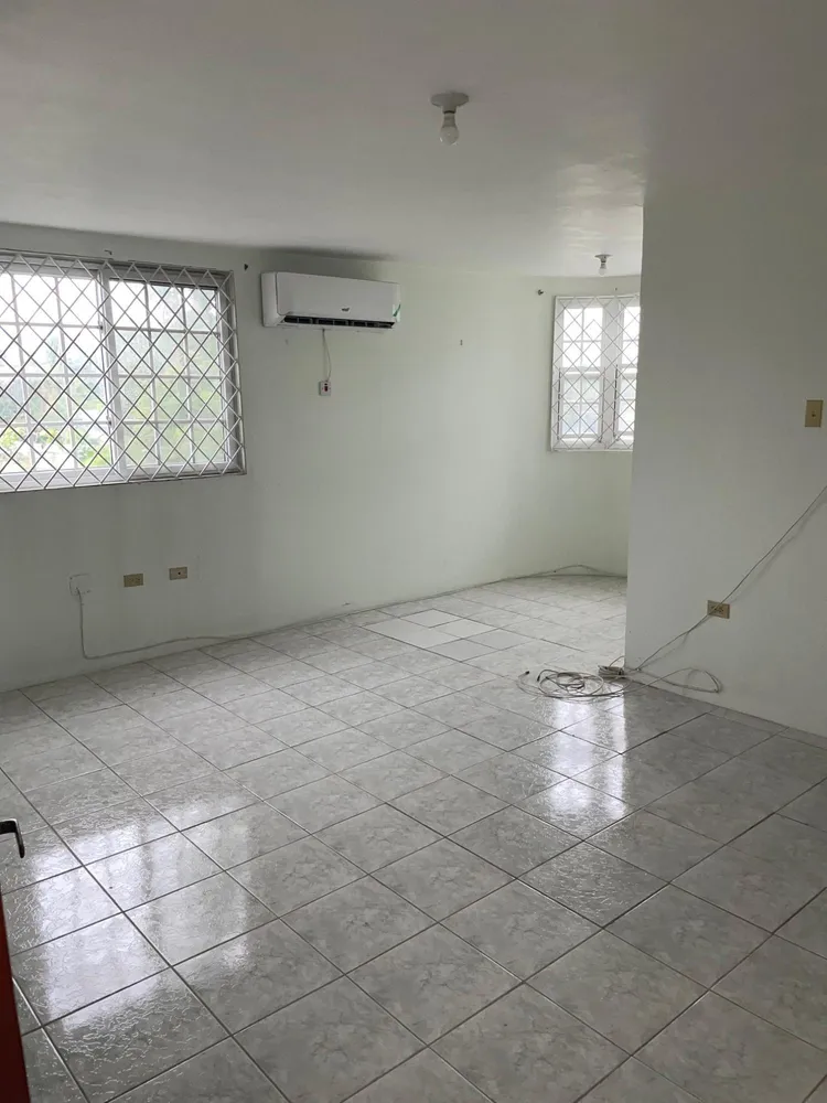 KNIGHTSDALE DR MEADOWBROO Kingston  St. Andrew
