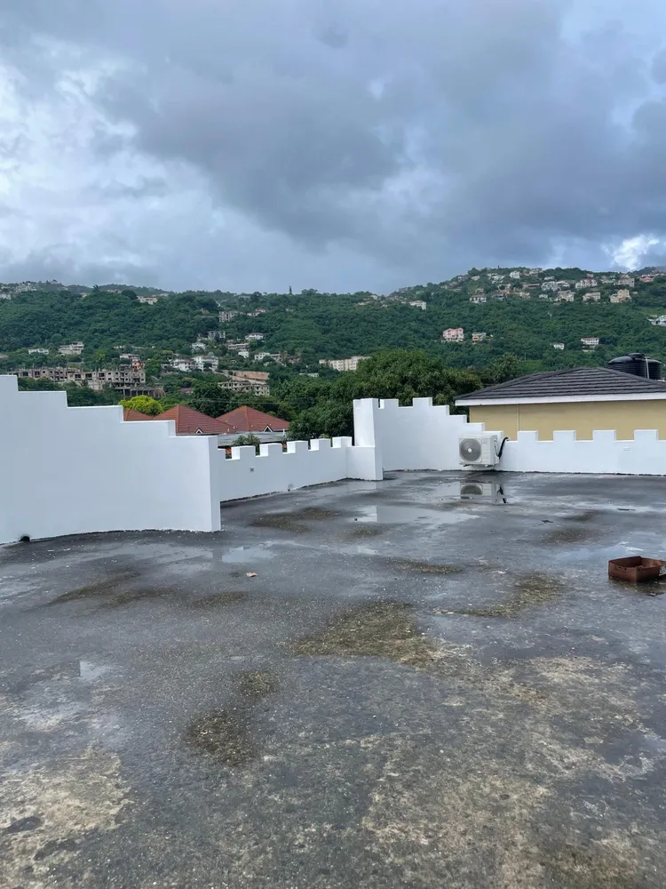 KNIGHTSDALE DR MEADOWBROO Kingston  St. Andrew
