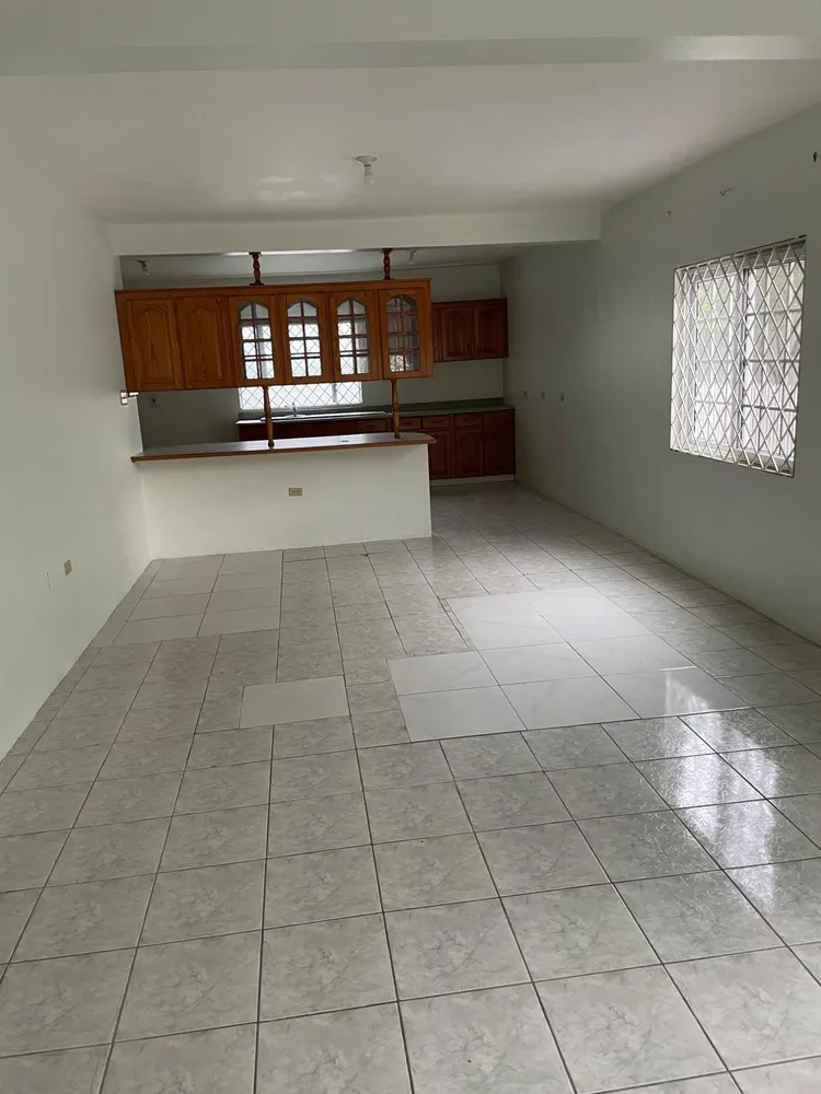 KNIGHTSDALE DR MEADOWBROO Kingston  St. Andrew