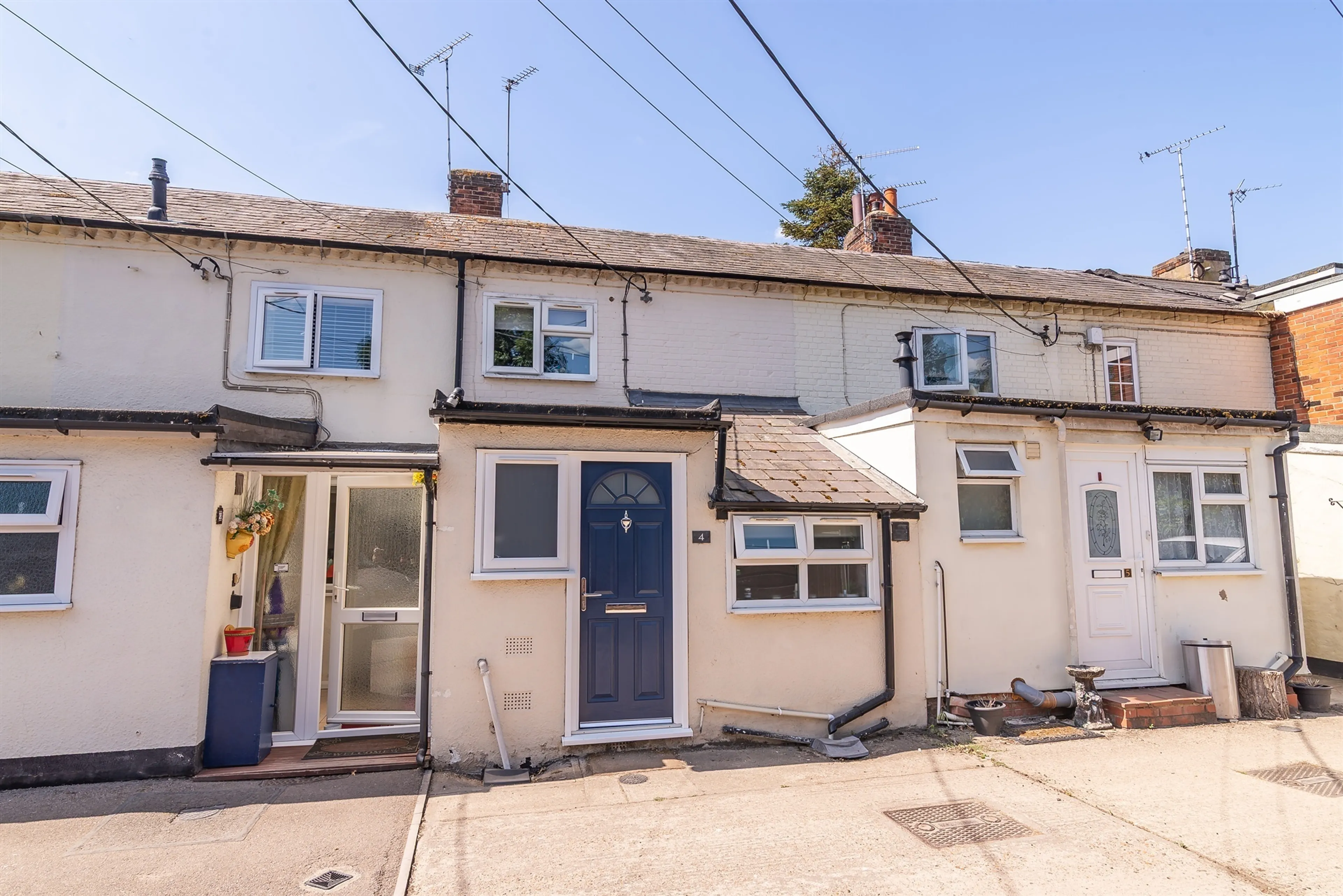 Property photo 0