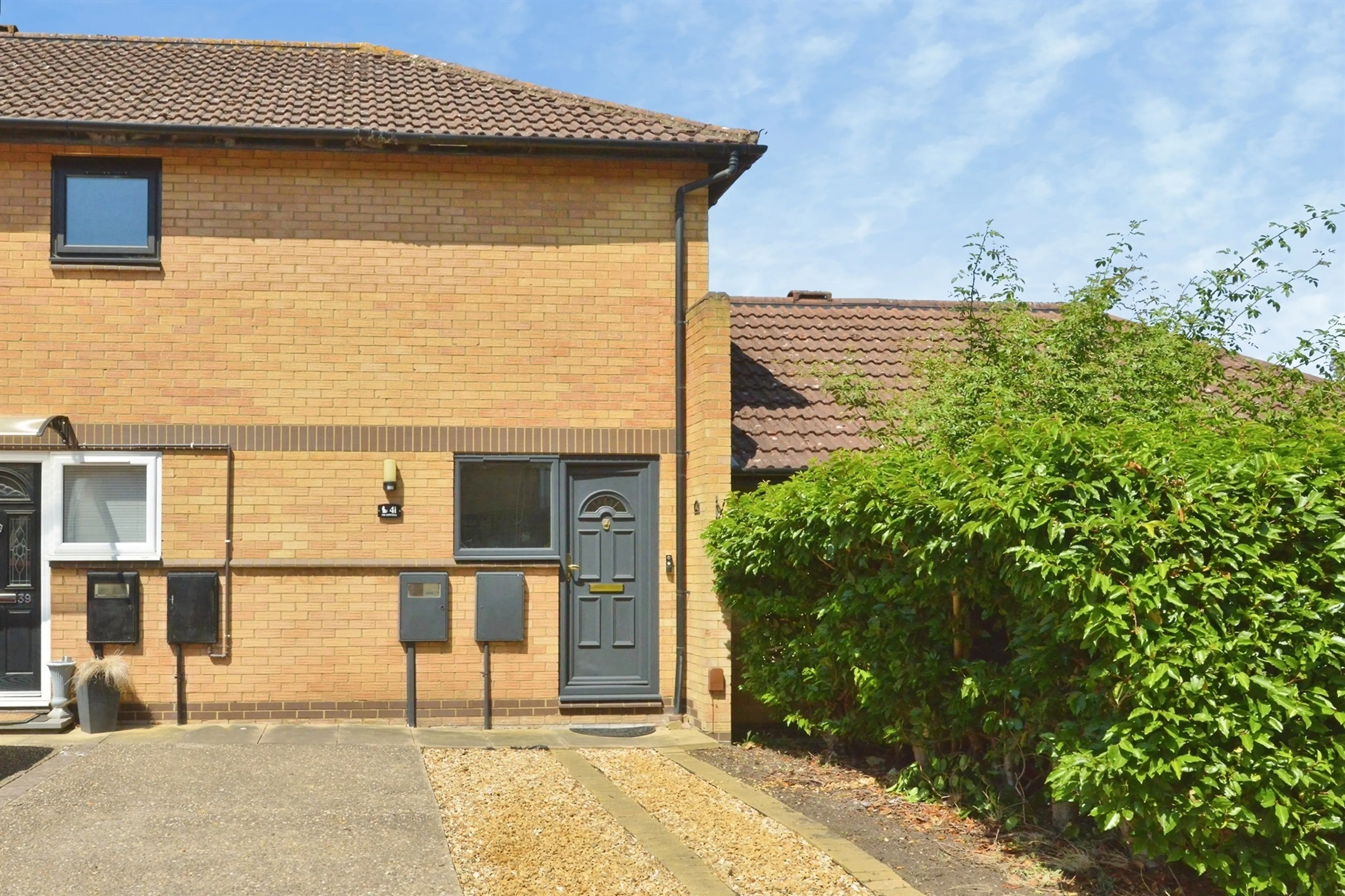 Property photo 0