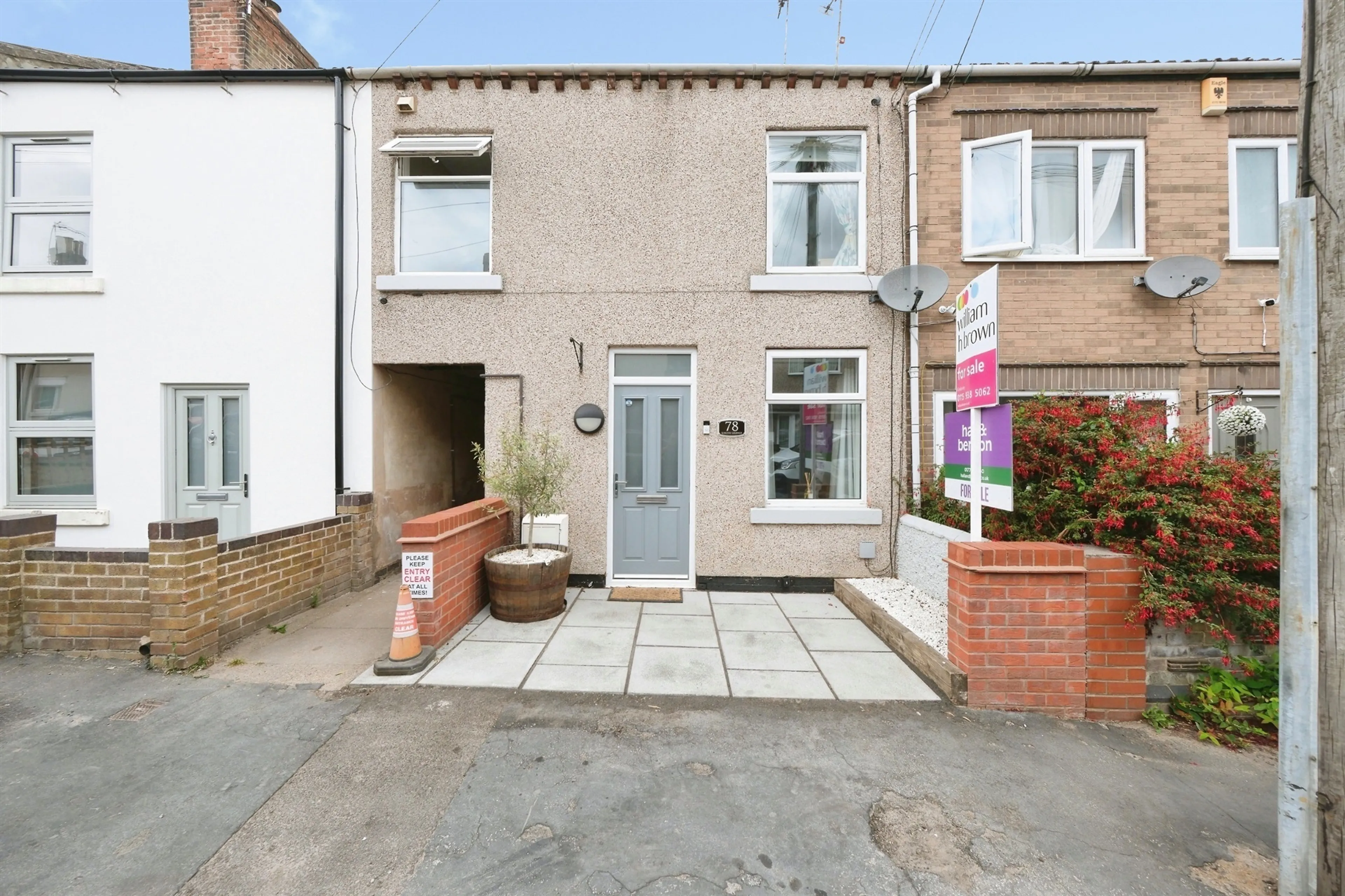 Property photo 0