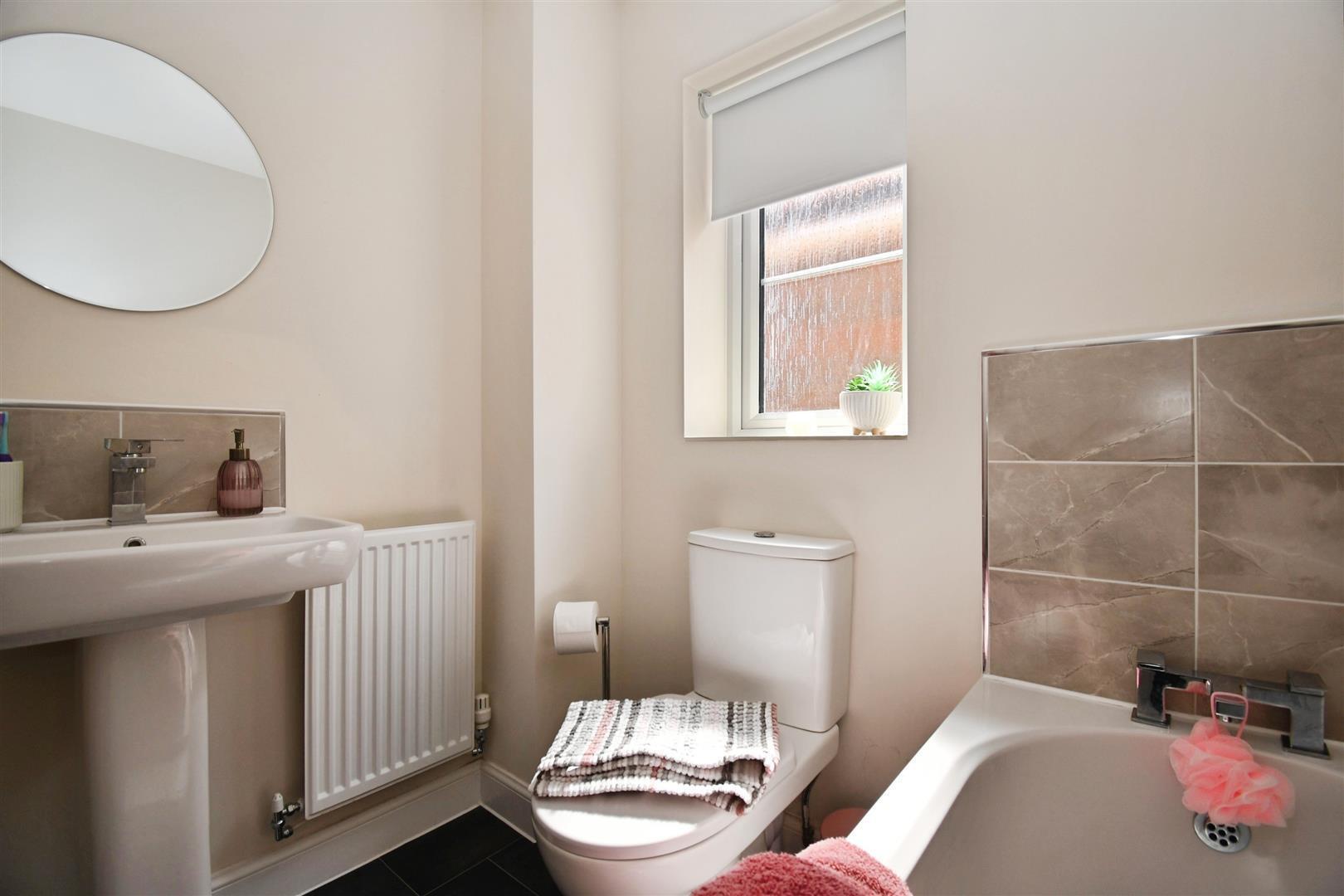 Chamberlain Rise, Hessle Image 13