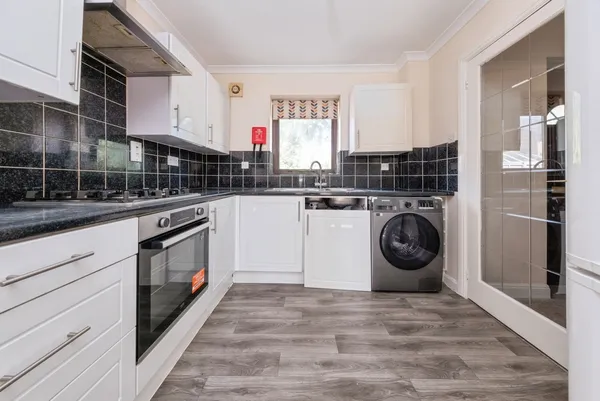 Faraday Drive, Shenley Lodge, Milton ...