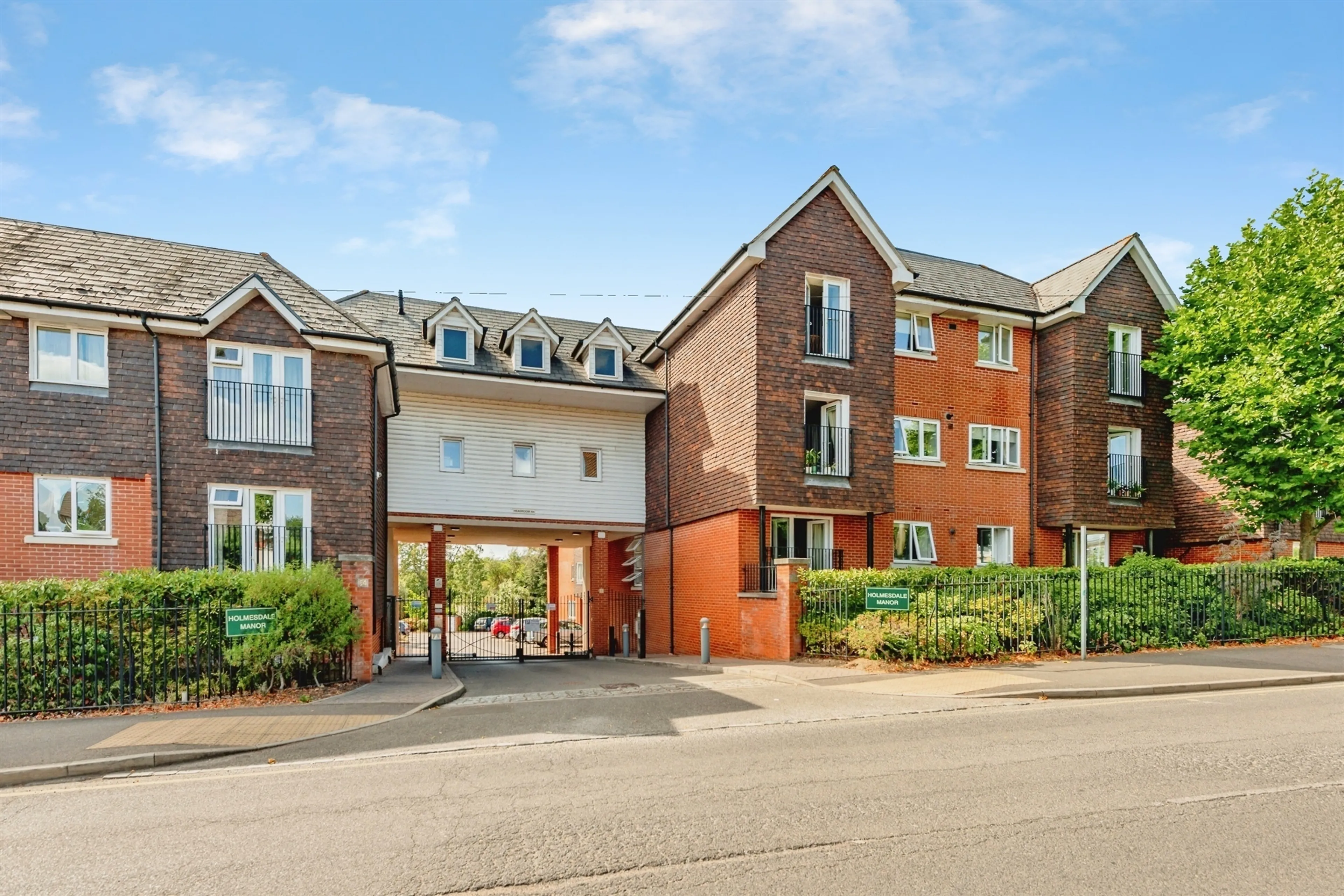 Property photo 0