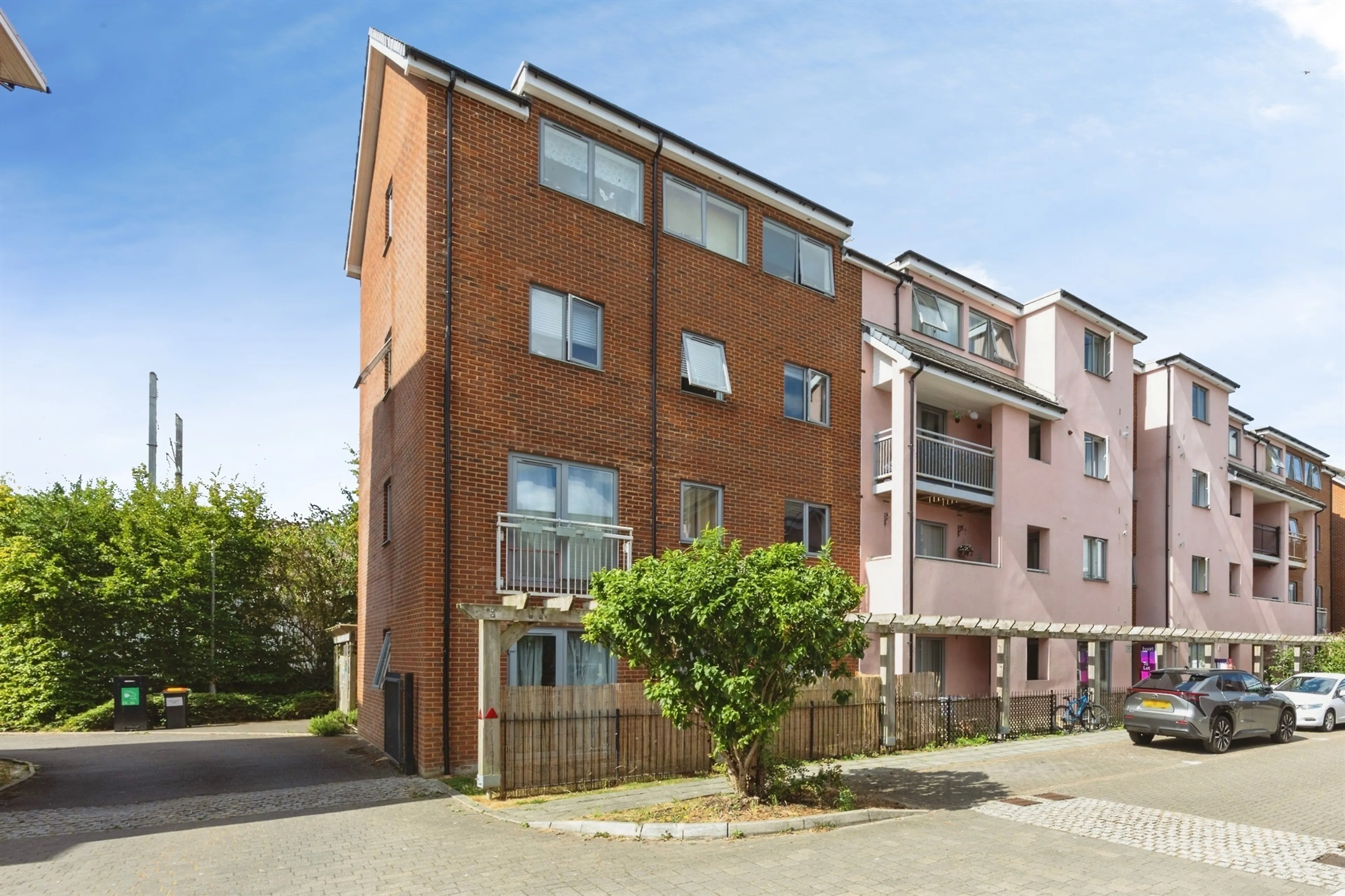 Property photo 0
