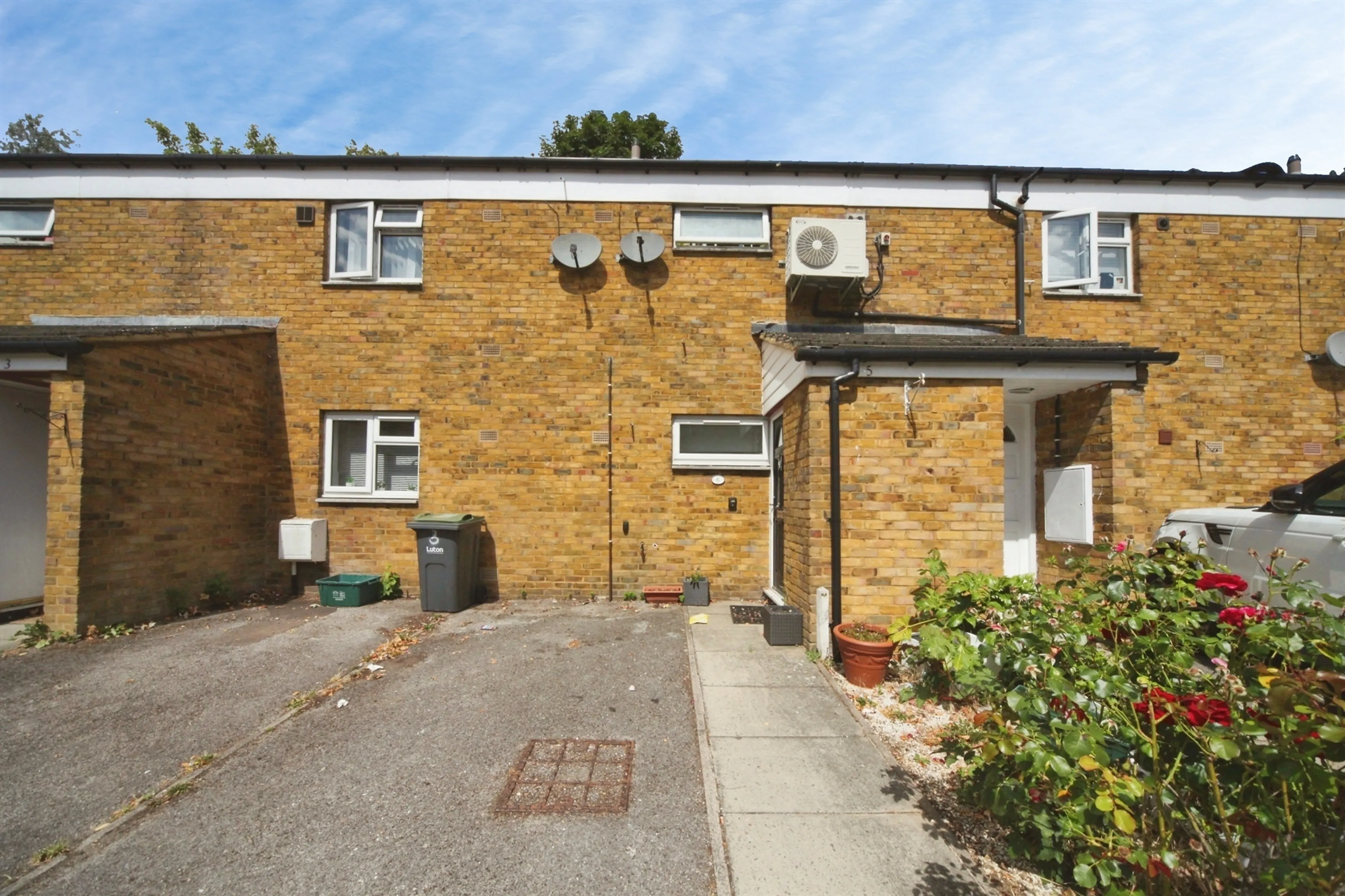 Property photo 0