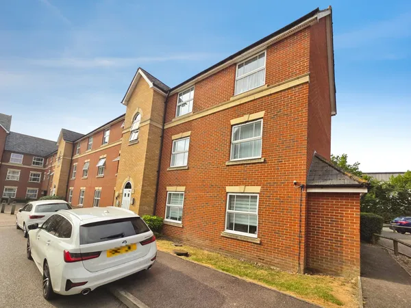55, Malyon Close, Braintree