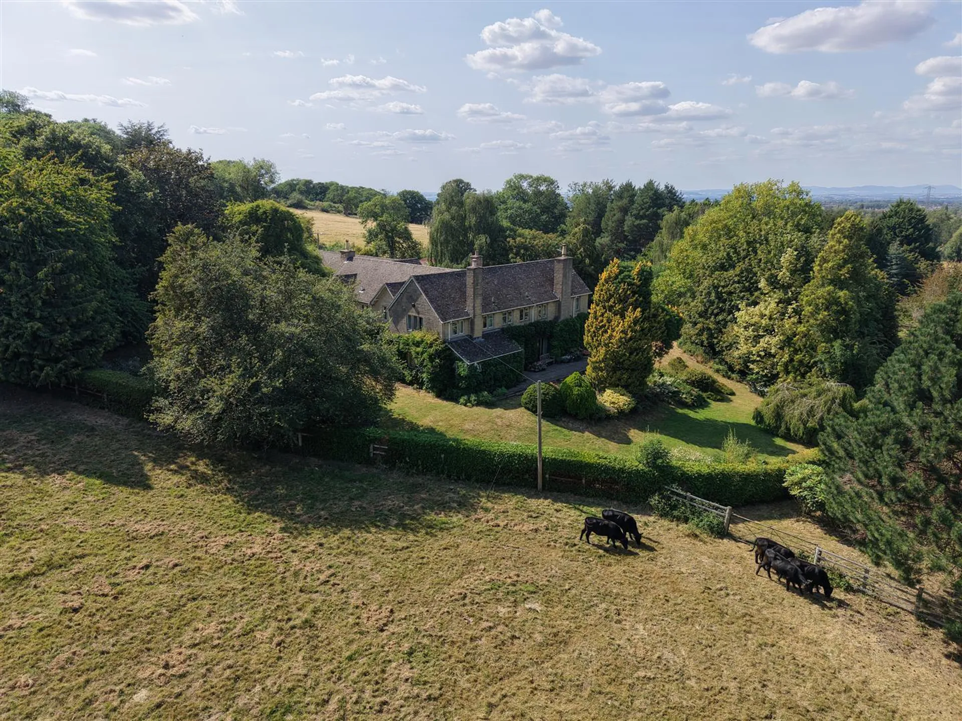 Property photo top 2