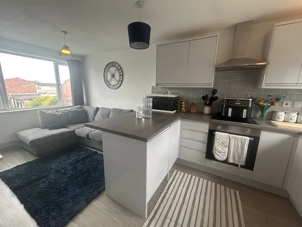 Delves Crescent, Wood End, Atherstone...