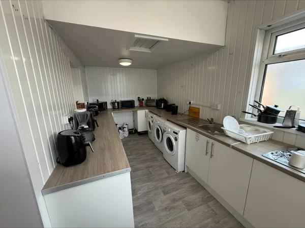 Room To Rent, Balby Road, Balby, DN4 0NE