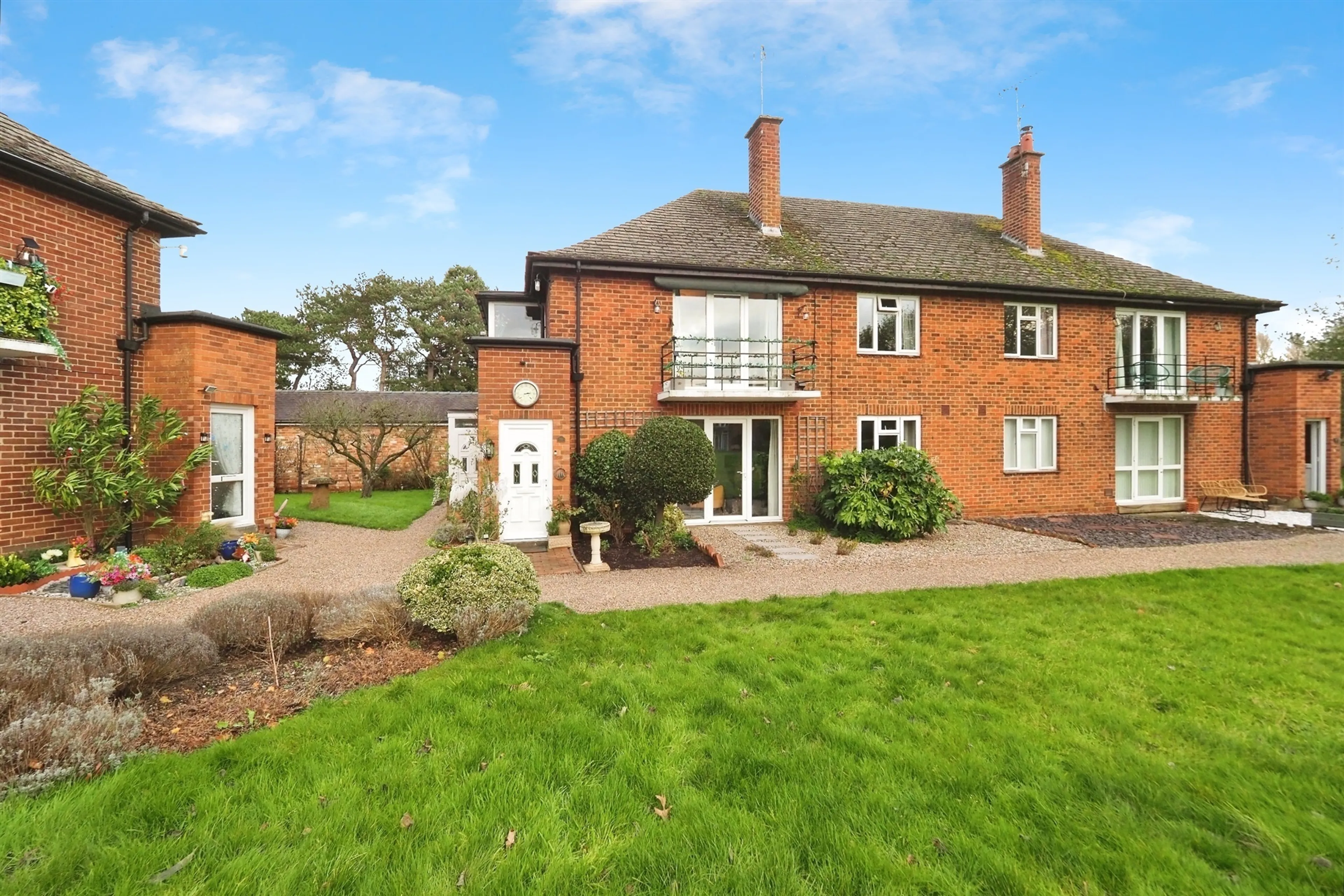 Property photo 0