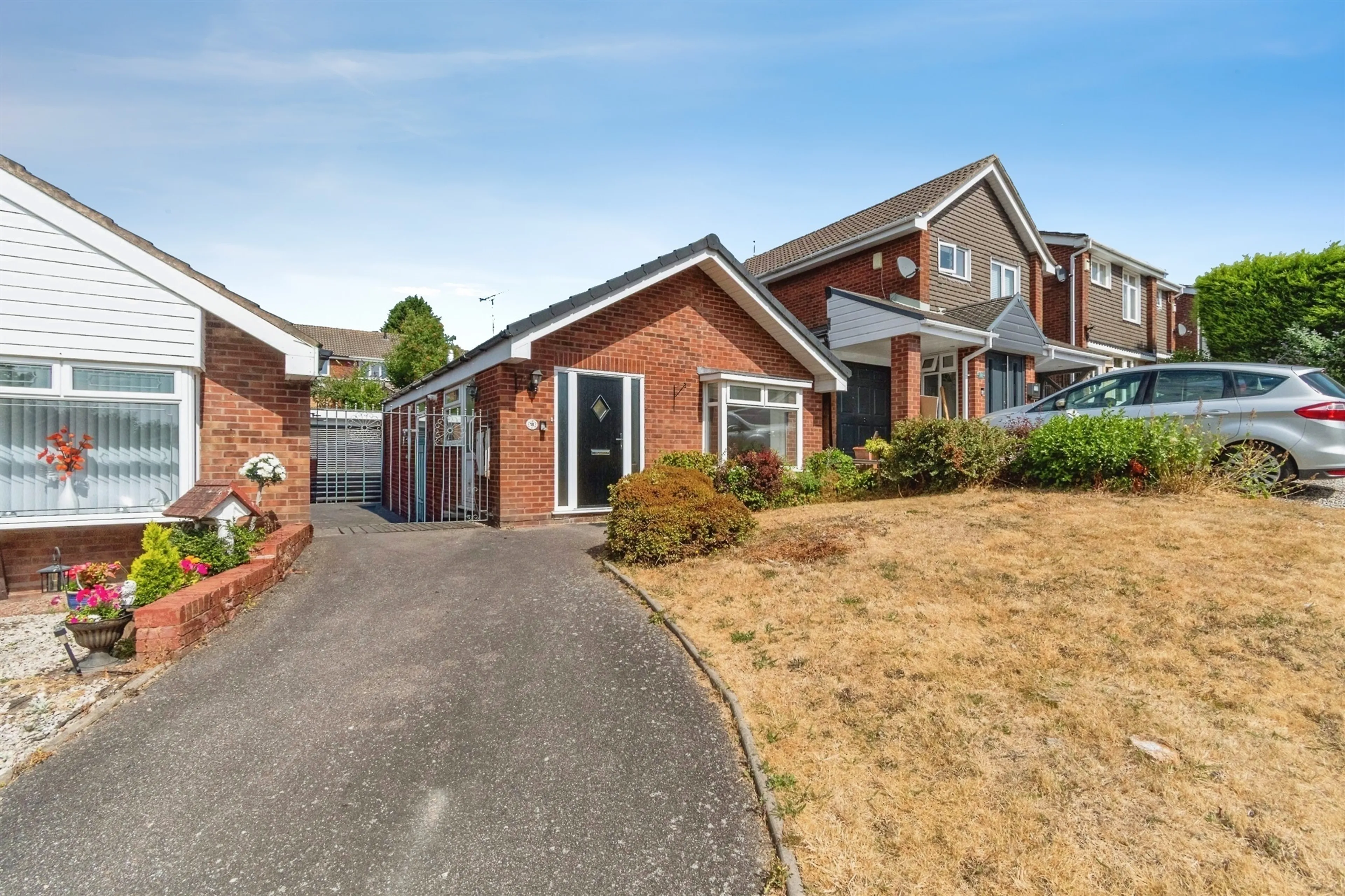 Property photo 0