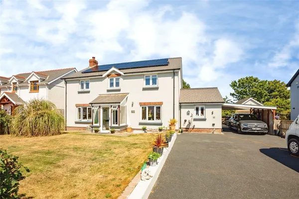 Clos-y-Gwyddil, CARDIGAN, Dyfed, SA43