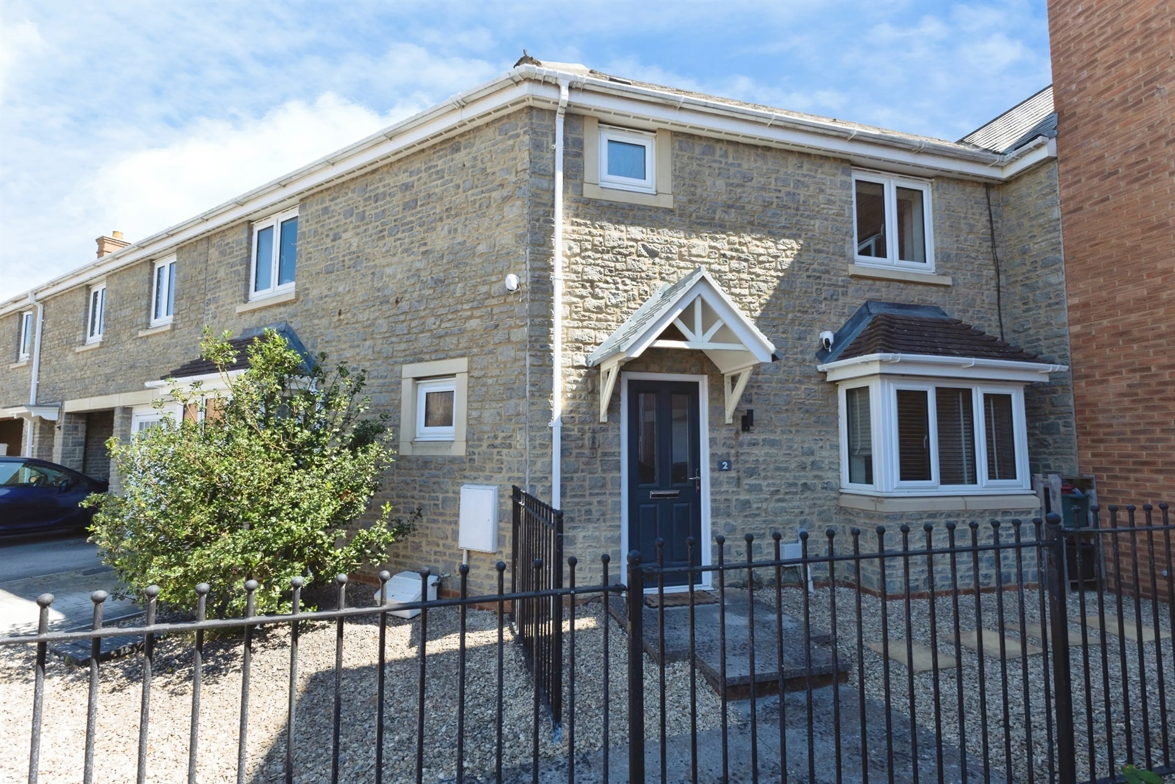 Property photo 0