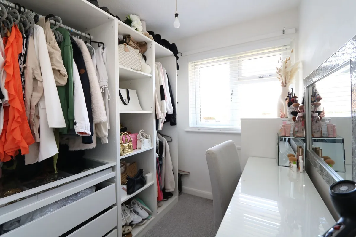 St. Lythan Close, Dinas Powys, CF64