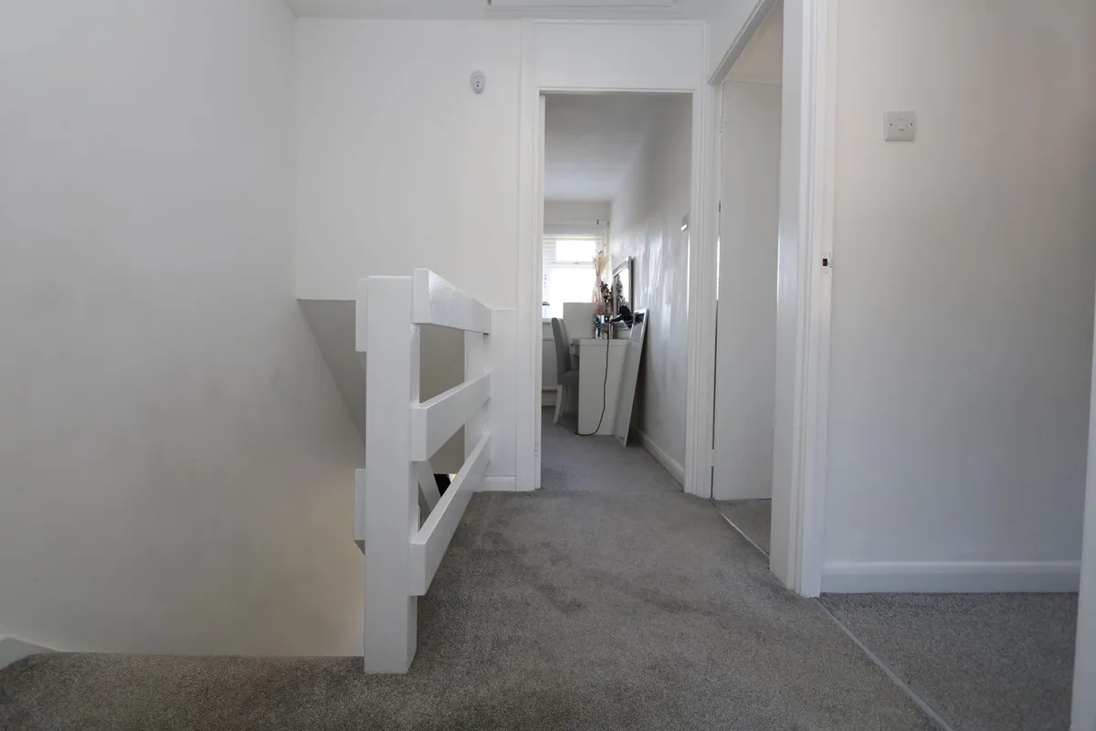 St. Lythan Close, Dinas Powys, CF64