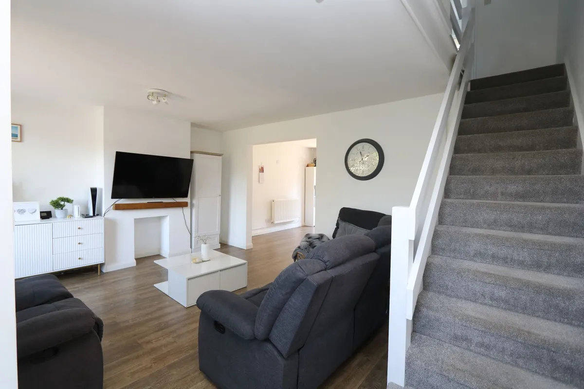 St. Lythan Close, Dinas Powys, CF64