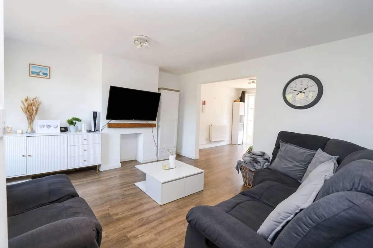 St. Lythan Close, Dinas Powys, CF64