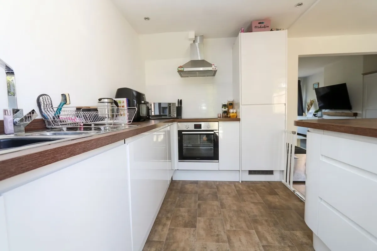 St. Lythan Close, Dinas Powys, CF64