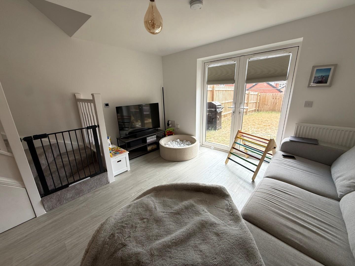 Kestrel Close, Overstone, Northampton Image 7