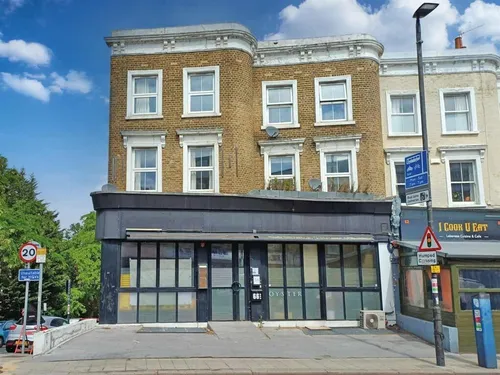Lavender Hill, BATTERSEAphoto