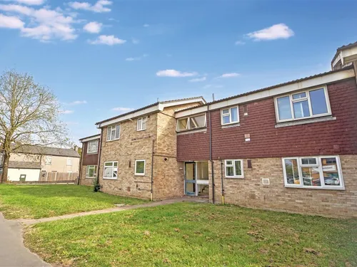 Kingston Road, LEATHERHEADphoto