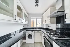 Welland Mews, Wapping, E1W photo 5