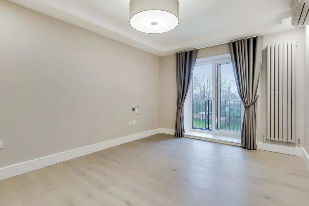 Fitzjohns Avenue London NW3 photo 3